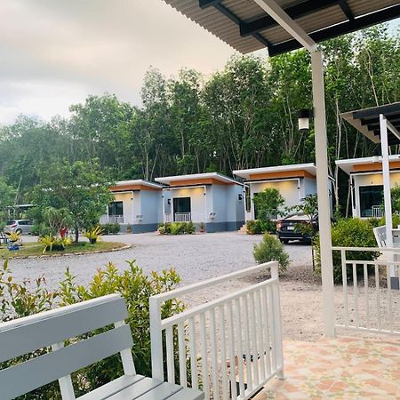 Suanvadee Resort สวนวดี รีสอร์ท Don Sak Exteriér fotografie