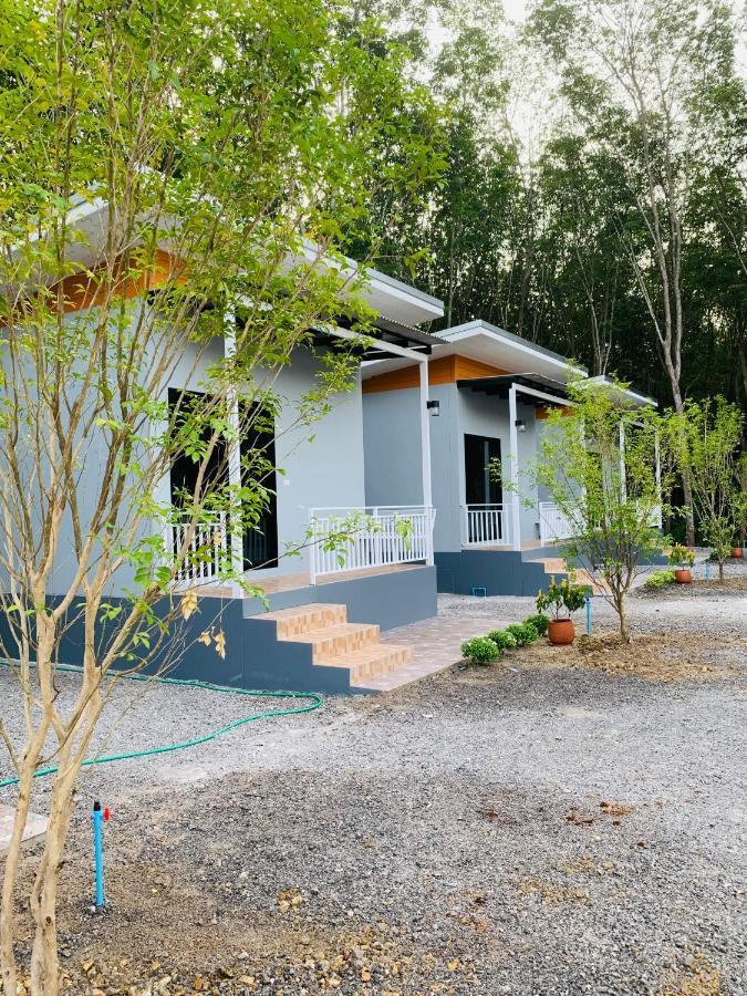 Suanvadee Resort สวนวดี รีสอร์ท Don Sak Exteriér fotografie