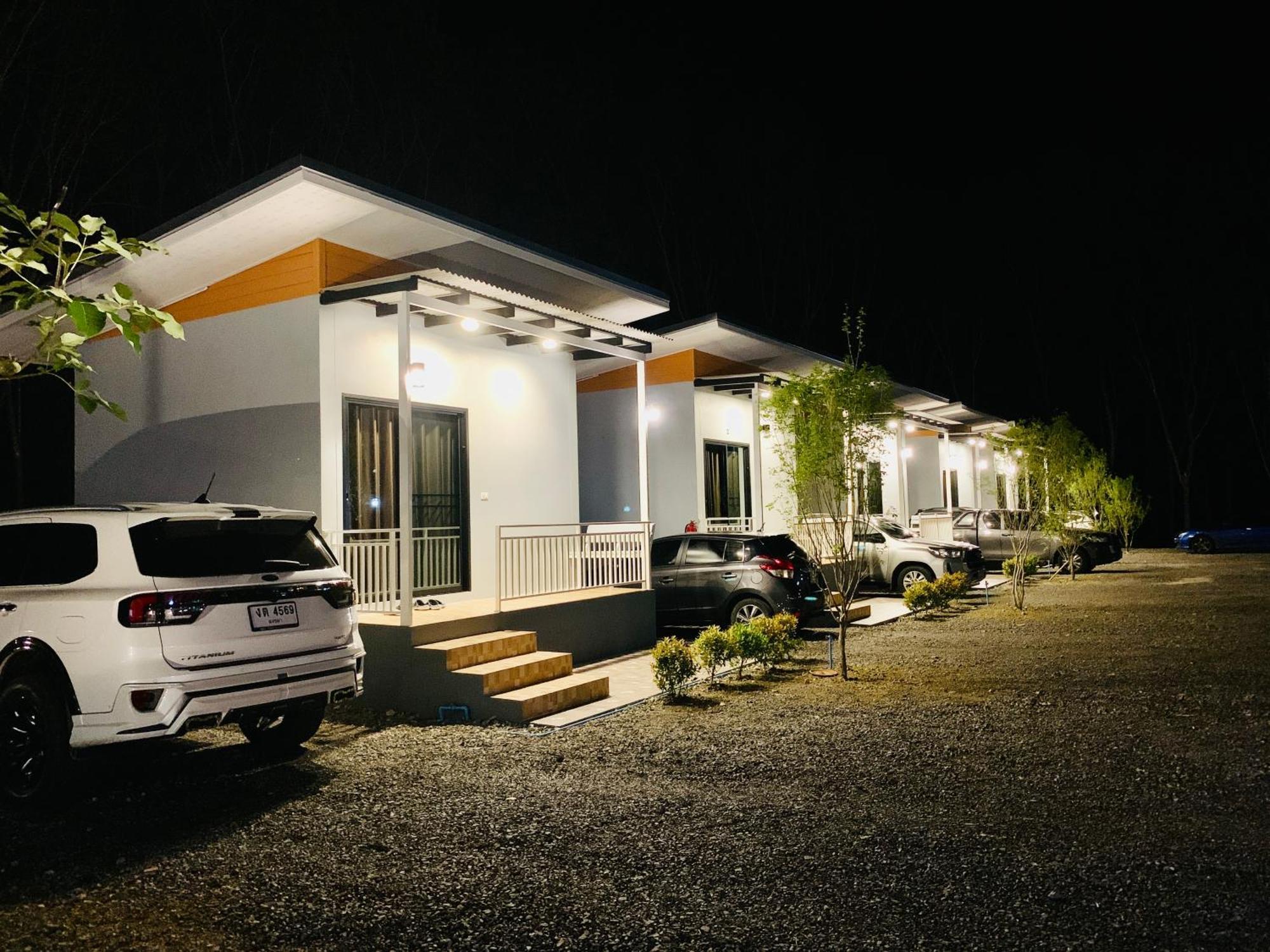 Suanvadee Resort สวนวดี รีสอร์ท Don Sak Exteriér fotografie