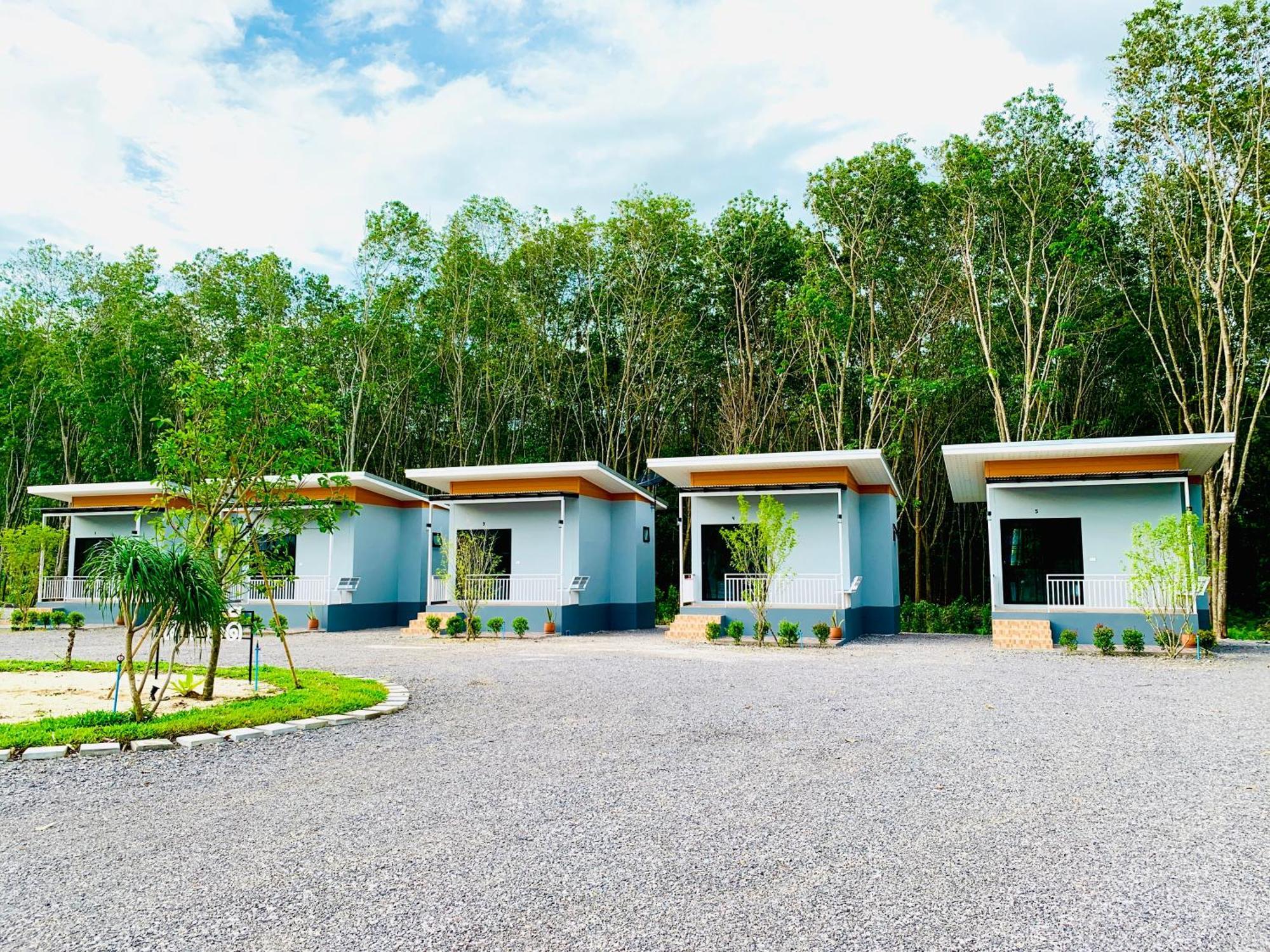 Suanvadee Resort สวนวดี รีสอร์ท Don Sak Exteriér fotografie